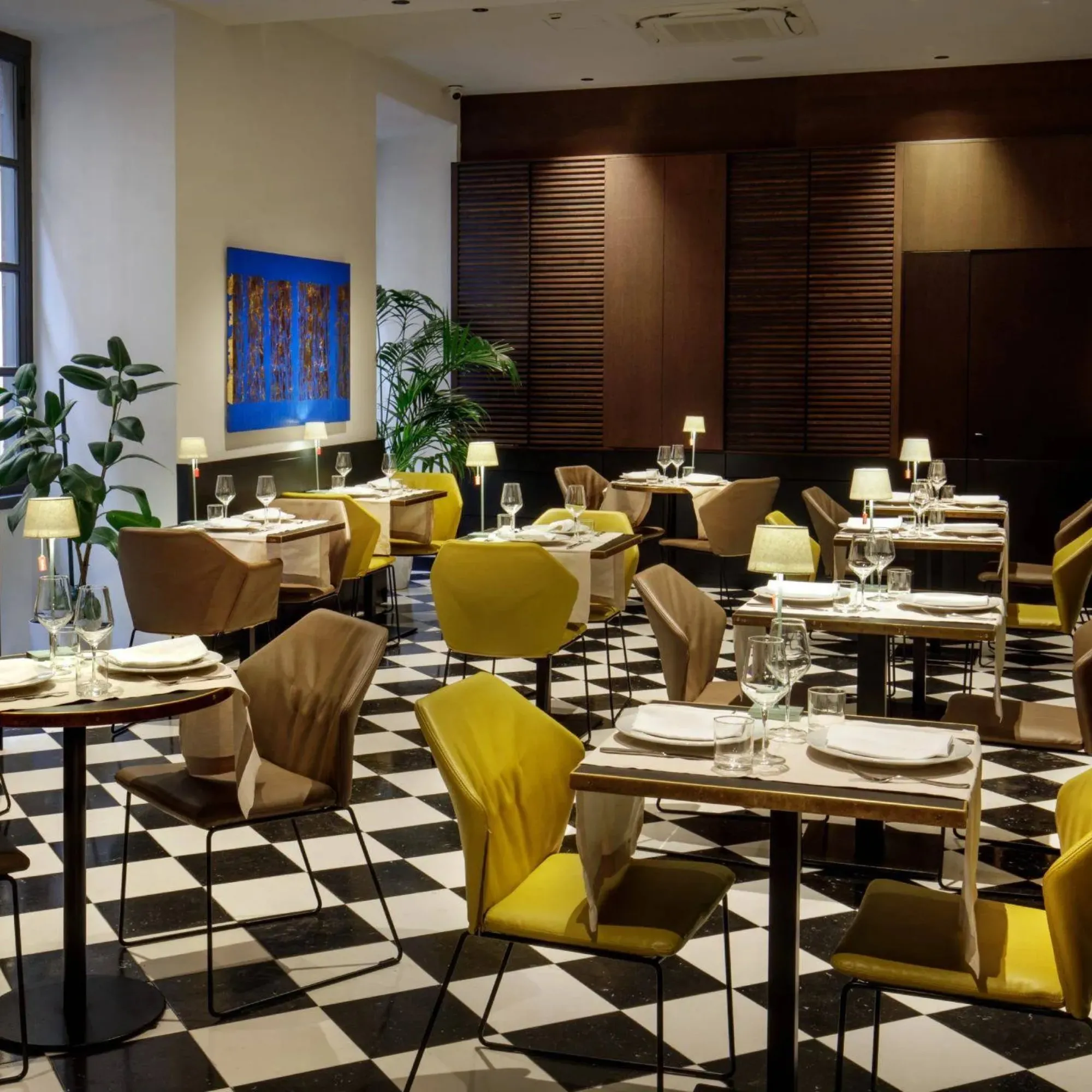 albergo-nord-nuova-roma-hotel-stazione-termini-ristorante-la-dama-6-Quadrata